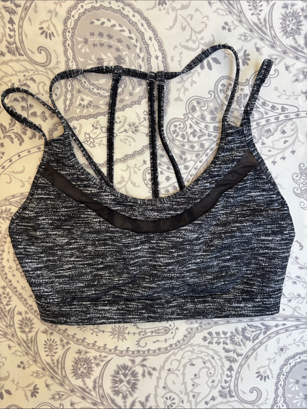 Victoria’s Secret Gray Space-Dye Strappy Sports Bra-size S